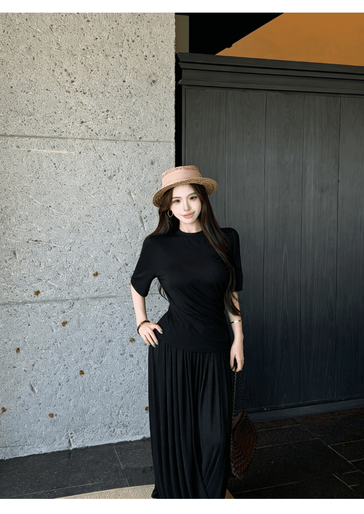 실사 정가 휴가 캐주얼 슬림해 보이는 긍정적 인 어깨 티셔츠 허리밴드 플리츠 반신 스커트 꽃밭 치마바지 두 조각 여성 세트 상세 이미지 22