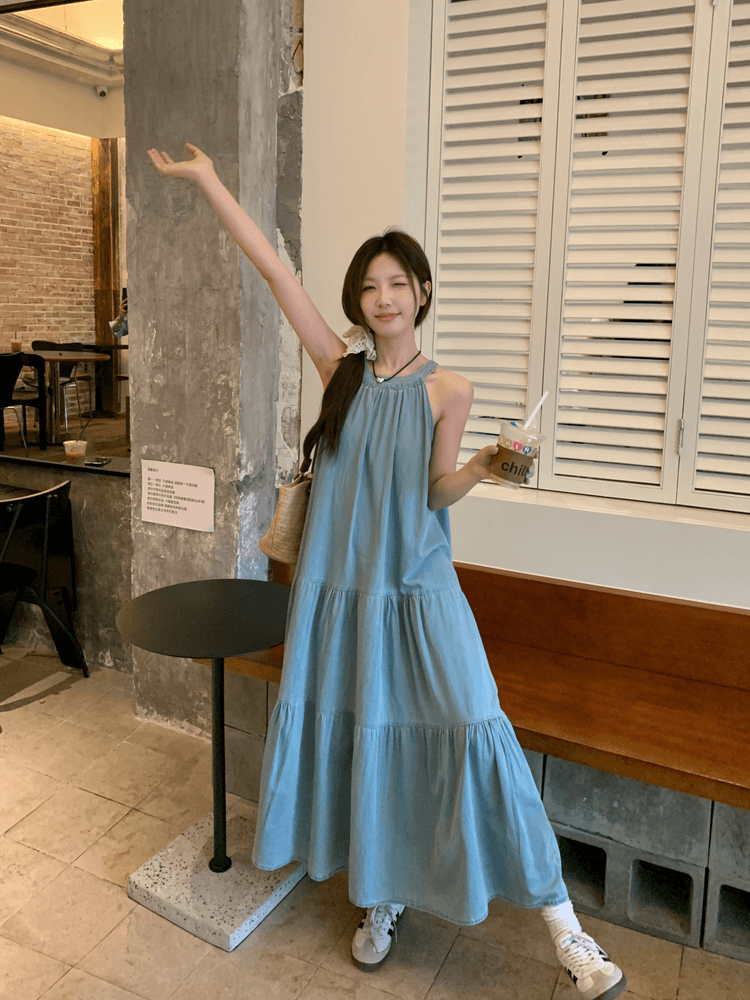 실사 정가 휴가 바람 행침 목 슬립 데님 여성 드레스 디자인 센스 루즈핏 슬림해 보이는 품격 케이크 롱 스커트 이미지 2