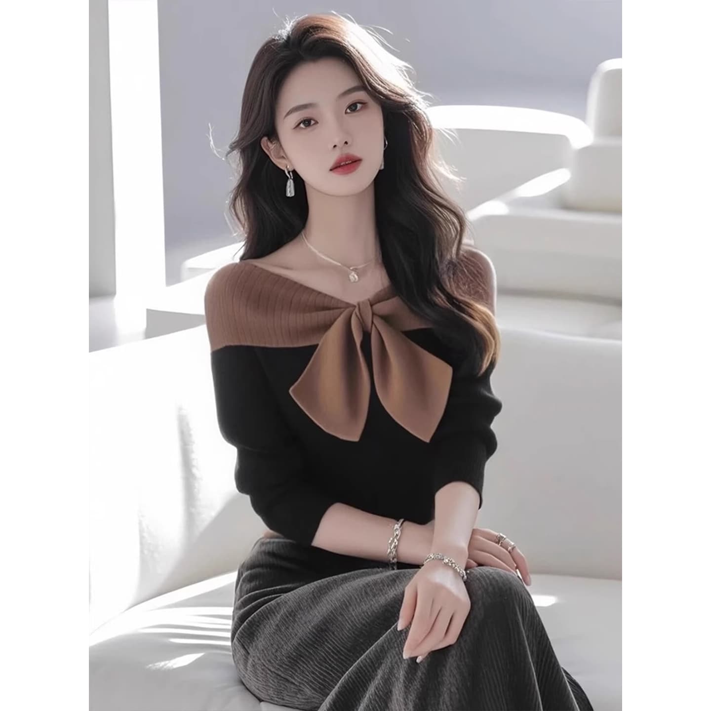 한 부서 여성 의류 고유 한 나비 매듭 빅 사이즈 부드러운 니트 맨위 검정색 배색 다용도 오프숄더 긴팔 스웨터