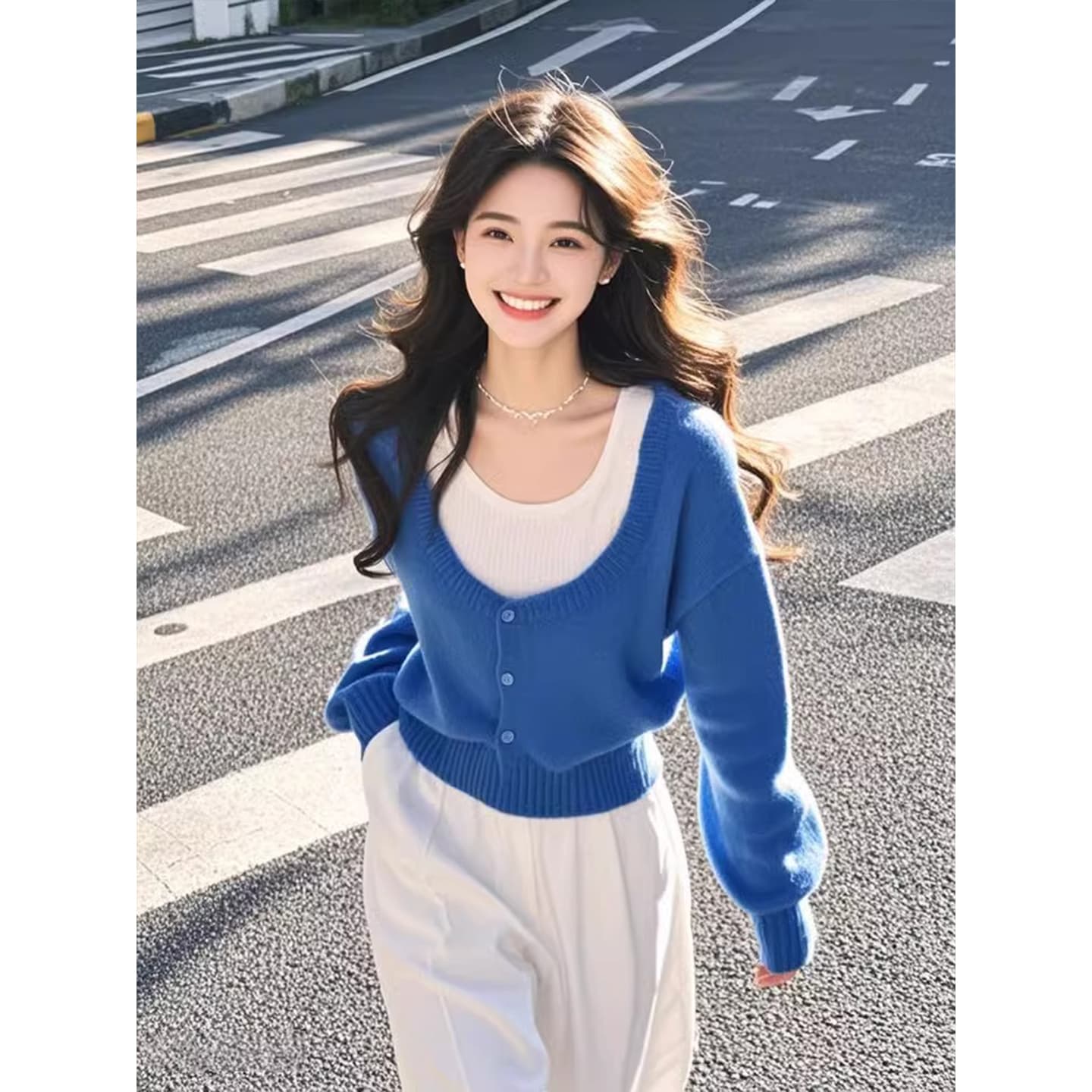 외국 가스 연령 감소 페이크 레이어드 파란색 맨위 여성 가을 새로운 긴팔 니트 스웨터 올해 인기 ~ 중 아름다운 작은 셔츠 상세 이미지 4