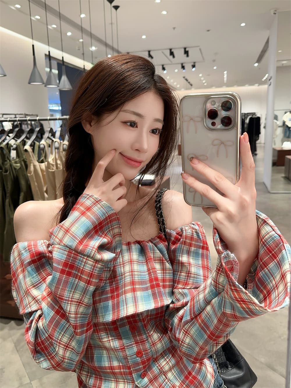 가을 빅 사이즈 여성 의류 프릴 체크무늬 셔츠 보트넥 오프숄더 나팔 소매 새로운 슬림해 보이는 쇼트 스타일 핫걸 여성 상세 이미지 15