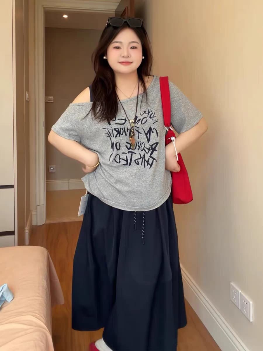 빅 사이즈 여성 의류 달콤한 차가운 바람 프린트 반팔 티셔츠 여성 여름 마이크로 지방 mm 슬림해 보이는 디자인 센스 패션 슬립 맨위 상세 이미지 4