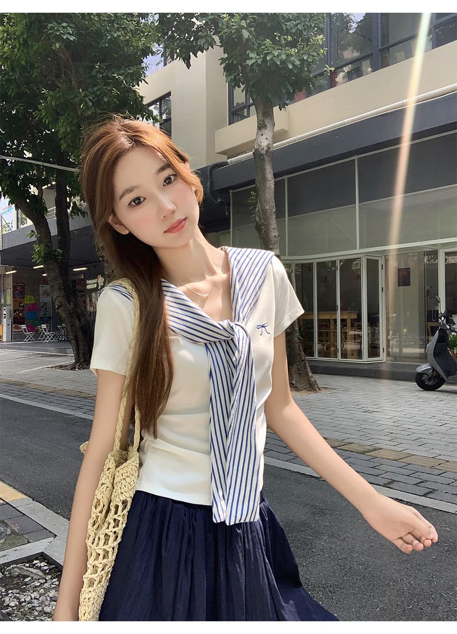 빅 사이즈 여성 의류 여름 해군 칼라 반팔 티셔츠 여성 페이크 레이어드 숄 한국 스타일 몸매 가꾸기 쇼트 스타일 달콤한 매운맛 맨위 트렌디 상세 이미지 8