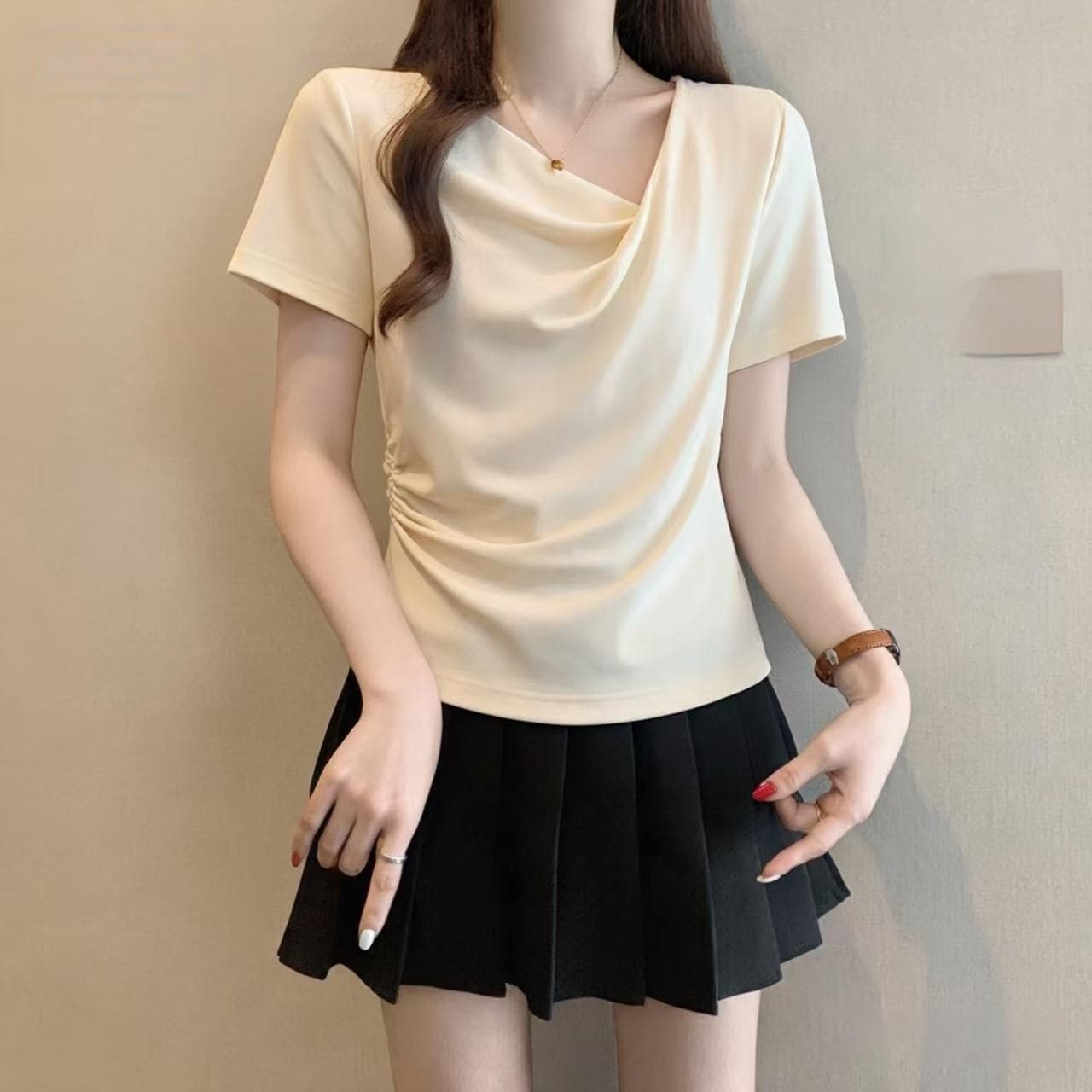 빅 사이즈 여성 의류 여름 새로운 순수한 욕망 바람 비스듬한 칼라 오프숄더 티셔츠 작은 대중 루즈핏 디자인 센스 반팔 다용도 맨위 이미지 3