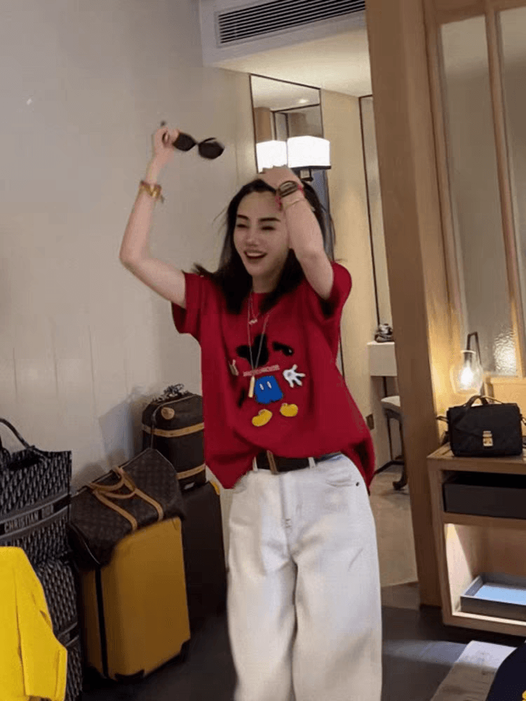 200그램 프린트 빨간색 반팔 티셔츠 여성 말의 해 띠띠해 옷 패션 여성 맨위 상세 이미지 6