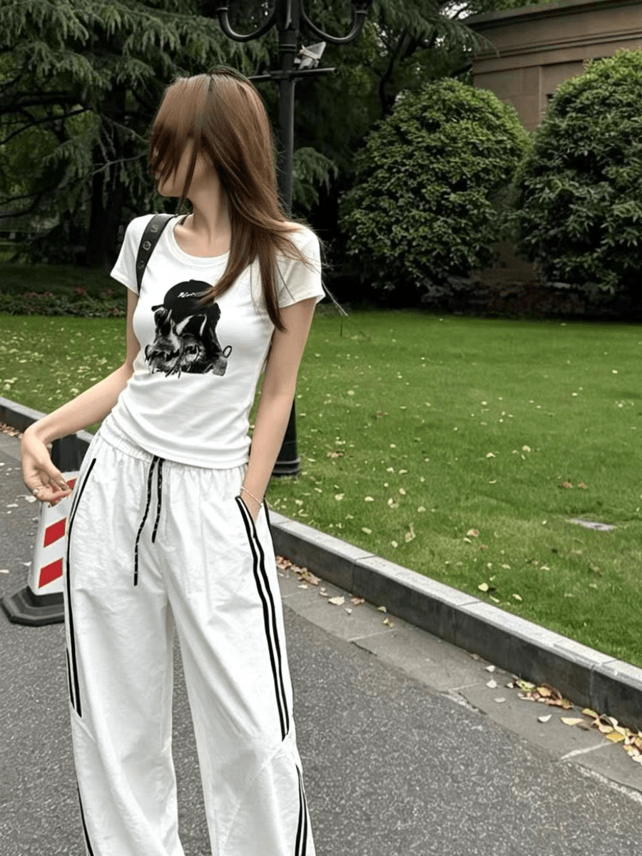 디자인 센스 강아지 프린트 반팔 티셔츠 여성 몸매 가꾸기 슬림해 보이는 삽입 어깨 소매 라운드 넥 맨위 인터넷 유명인 핫걸 기본 셔츠