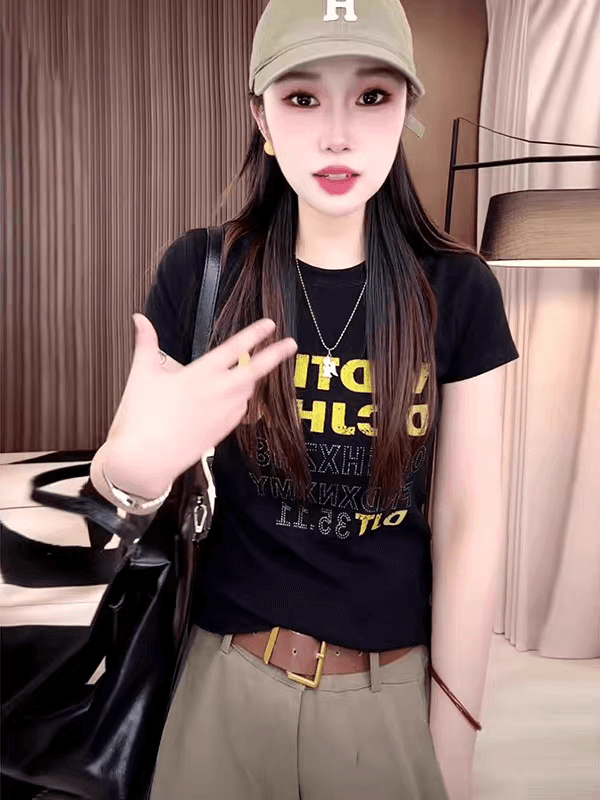 유럽 상품 알파벳 프린트 외국 가스 반팔 티셔츠 여성 2026 여름 새로운 작은 대중 Chic 몸매 가꾸기 슬림해 보이는 맨위 트렌디 이미지 4