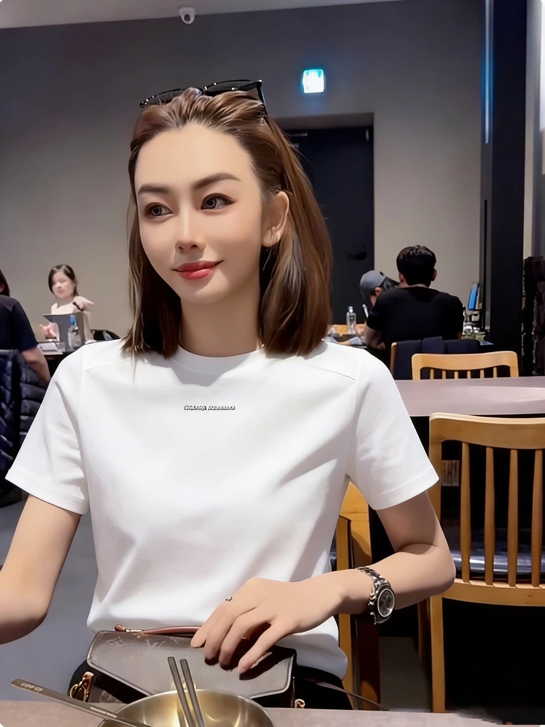 외국 가스 연령 감소 chic 라운드 넥 반팔 티셔츠 여름 여성 의류 2026 새로운 패션 다용도 연령 감소 슬림해 보이는 맨위 이미지 4