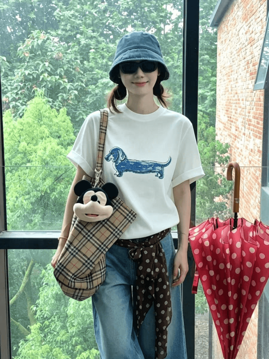 반팔 티셔츠 언더 코트 여성 인사이드 가져 가라. 고급 센스 2026 새로운 여름 루즈핏 슬림해 보이는 알파벳 프린트 셔츠 이미지 4