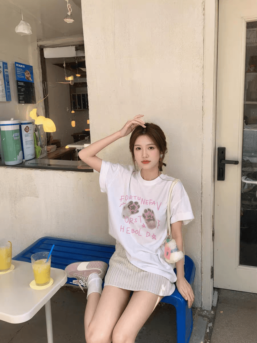 반팔 티셔츠 언더 코트 여성 인사이드 가져 가라. 고급 센스 2026 새로운 여름 루즈핏 슬림해 보이는 알파벳 프린트 셔츠 이미지 3