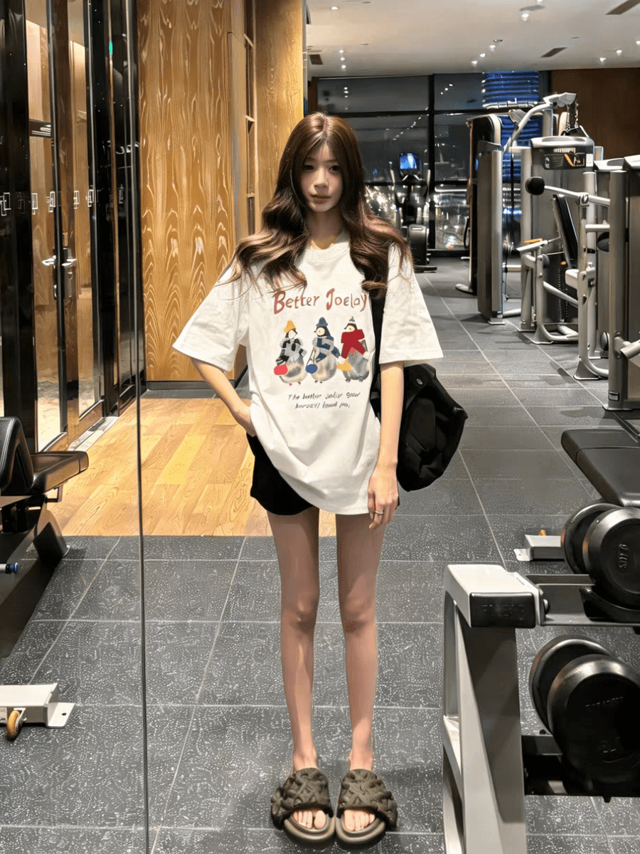 여름 새로운 한 부서 여성 의류 레트로 스타일 만화 프린트 루즈핏 슬림해 보이는 라운드 넥 디자인 센스 반팔 티셔츠 이미지 2