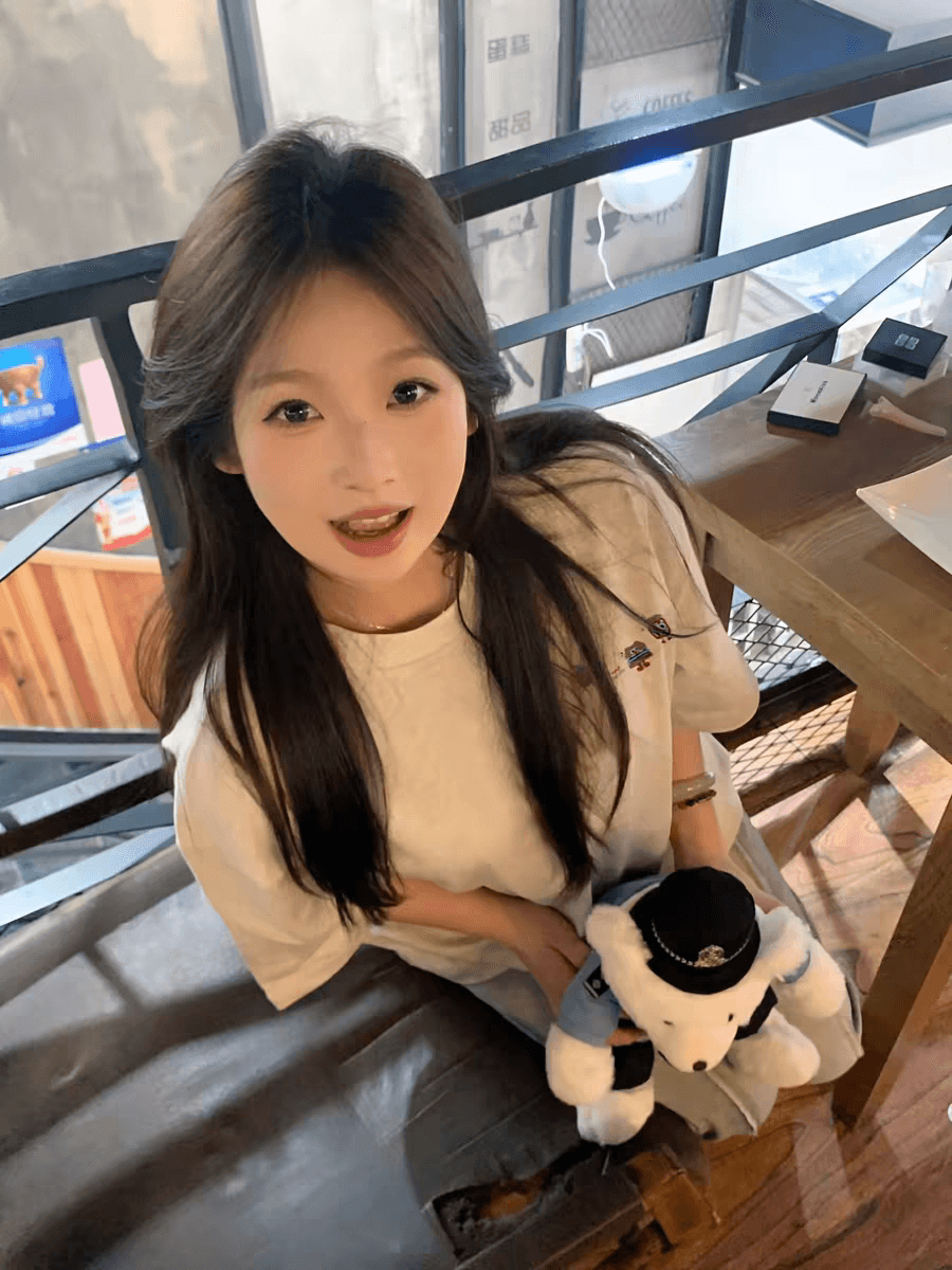 아메리칸 화이트 순면 반팔 티셔츠 여성 여름 2026 새로운 학생 루즈핏 디자인 센스 작은 대중 반소매 맨위 서비스 상세 이미지 5