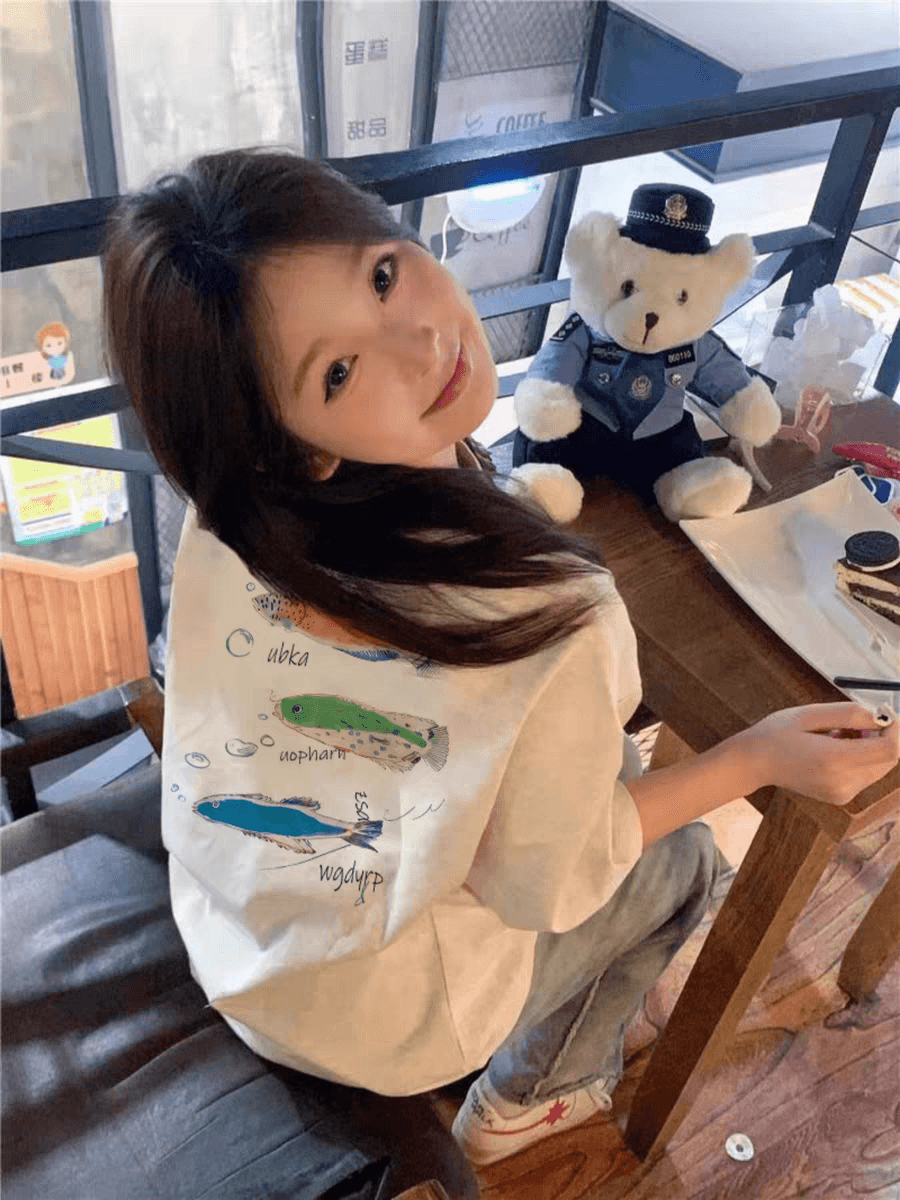 2026 새로운 폭발 여름 순면 화이트 반팔 티셔츠 여성 긍정적 인 어깨 디자인 센스 반소매 아메리칸 루즈핏 맨위 상세 이미지 5