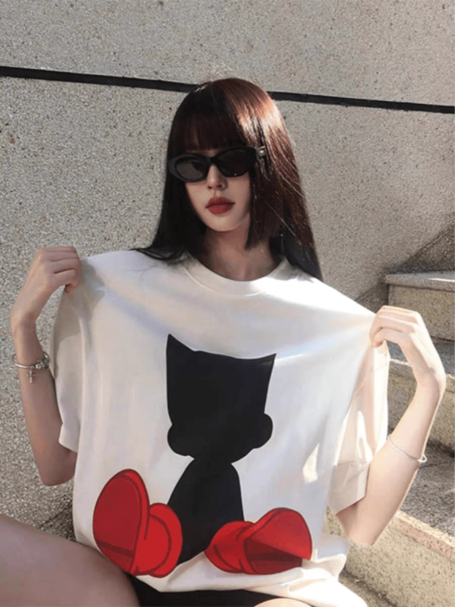 여름 반팔 티셔츠 여성 한 부서 슬림해 보이는 2026 새로운 폭발 긍정적 인 어깨 루즈핏 반소매 디자인 센스 동정 맨위 상세 이미지 2