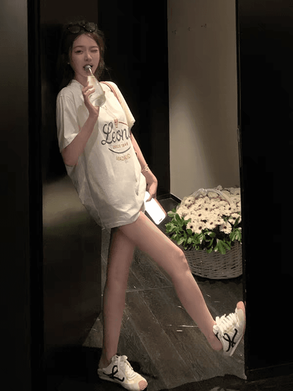 순면 반팔 티셔츠 여성 여름 2026 새로운 폭발 디자인 센스 작은 대중 아메리칸 루즈핏 긍정적 인 어깨 반소매 맨위 상세 이미지 3