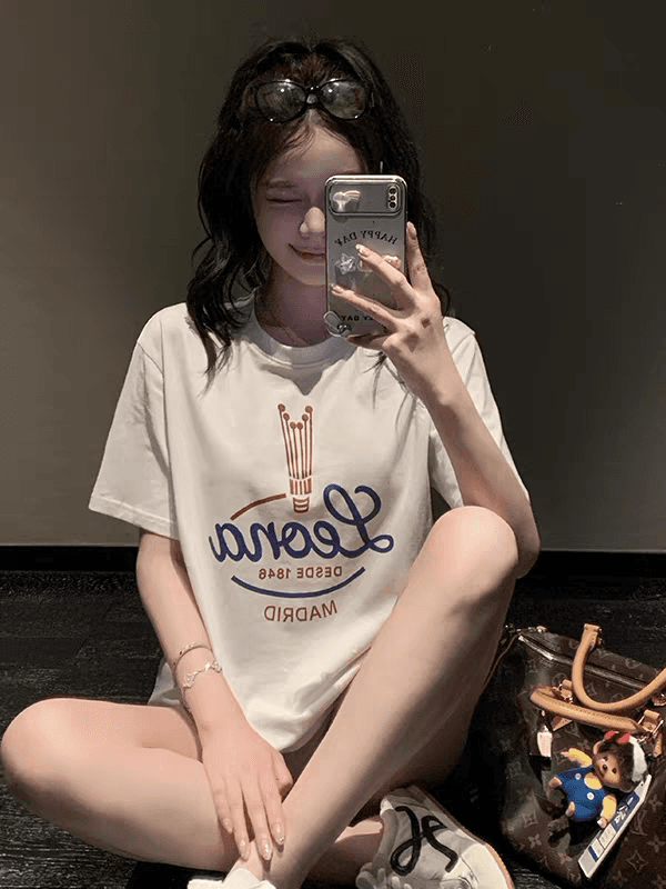 순면 반팔 티셔츠 여성 여름 2026 새로운 폭발 디자인 센스 작은 대중 아메리칸 루즈핏 긍정적 인 어깨 반소매 맨위 상세 이미지 4