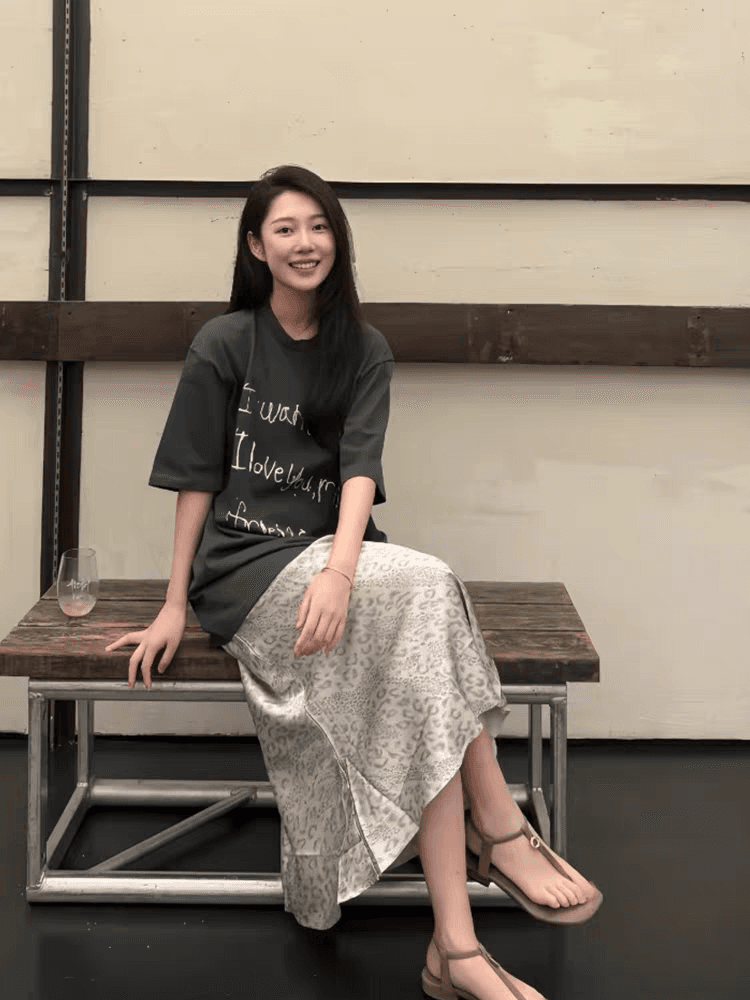 순면 반팔 티셔츠 여성 여름 2026 새로운 폭발 디자인 센스 작은 대중 아메리칸 루즈핏 긍정적 인 어깨 반소매 맨위 상세 이미지 5