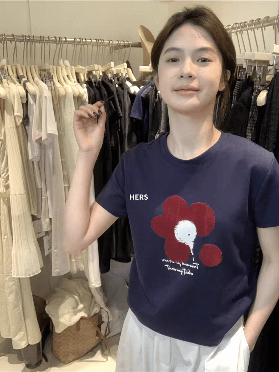 꽃 알파벳 프린트 긍정적 인 어깨 반팔 티셔츠 여성 아메리칸 새로운 여름 쇼트 스타일 고유 한 아름다운 맨위