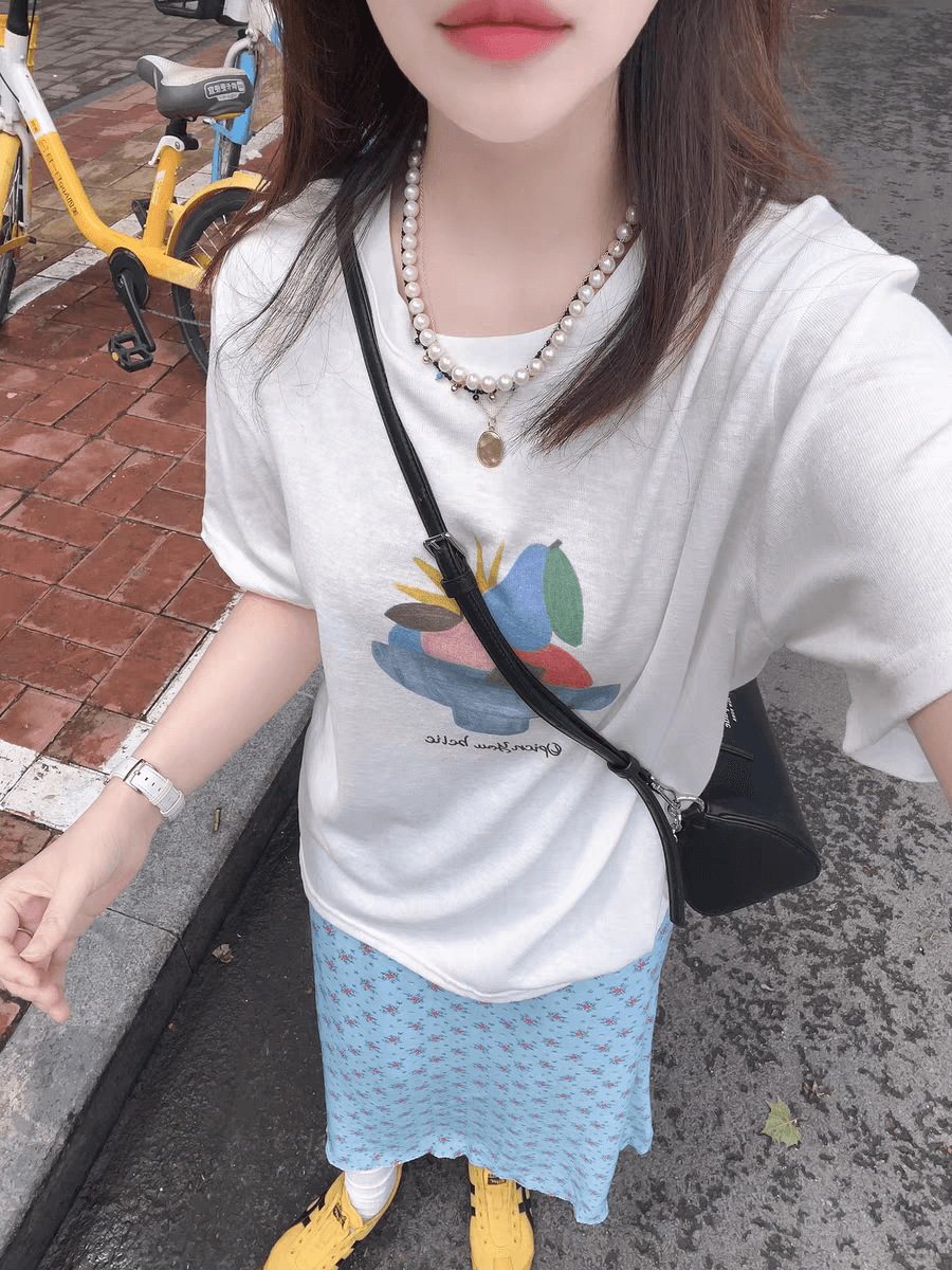 눈꽃 면 반팔 티셔츠 여성 여름 2026 한국 스타일 새로운 디자인 센스 프린트 루즈핏 빅 사이즈 oversize 맨위 이미지 4