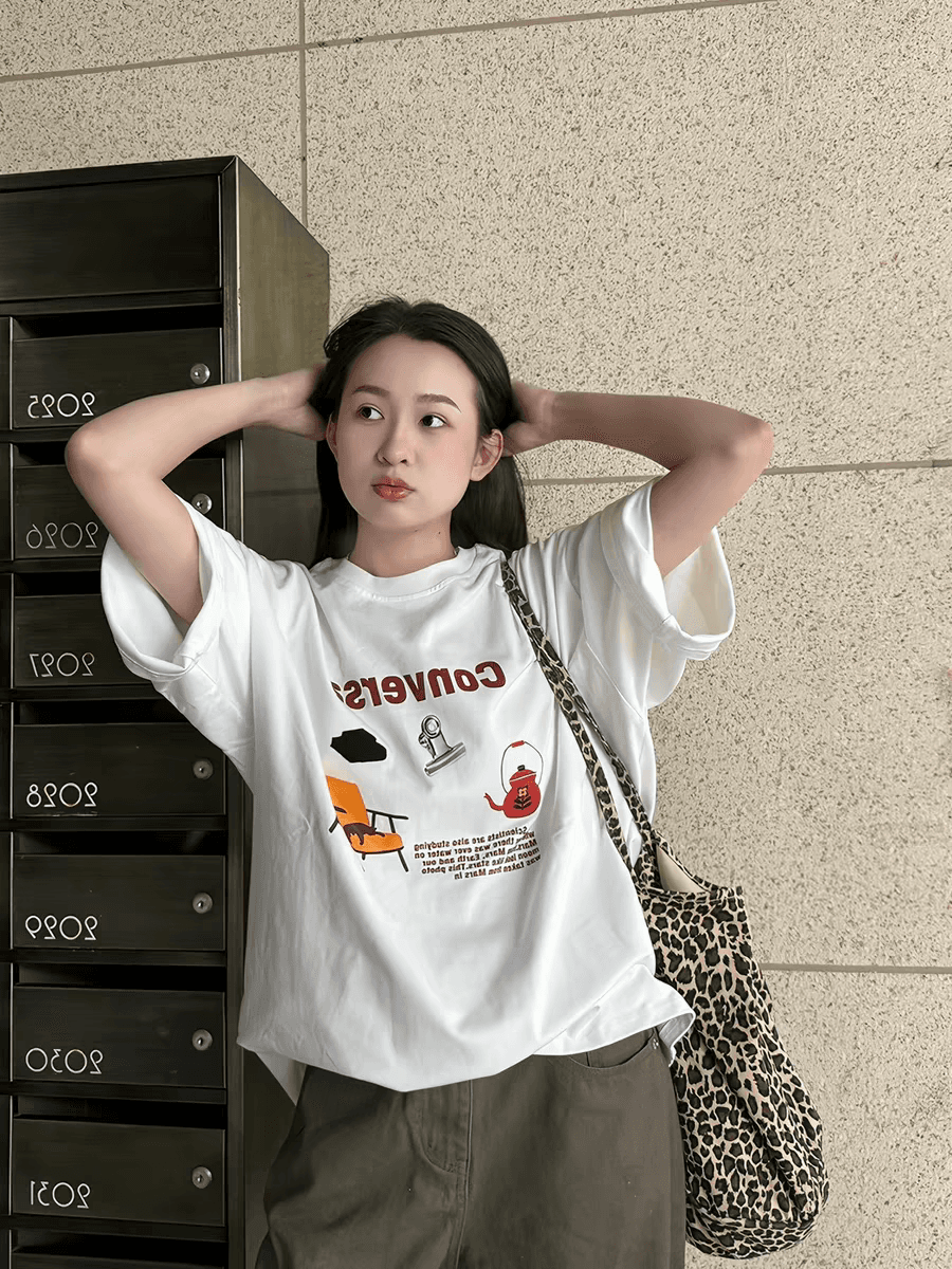 ins 일본식 재미있는 만화 프린트 화이트 루즈핏 반팔 티셔츠 여성 여름 라운드 넥 oversize 동정 맨위 이미지 2