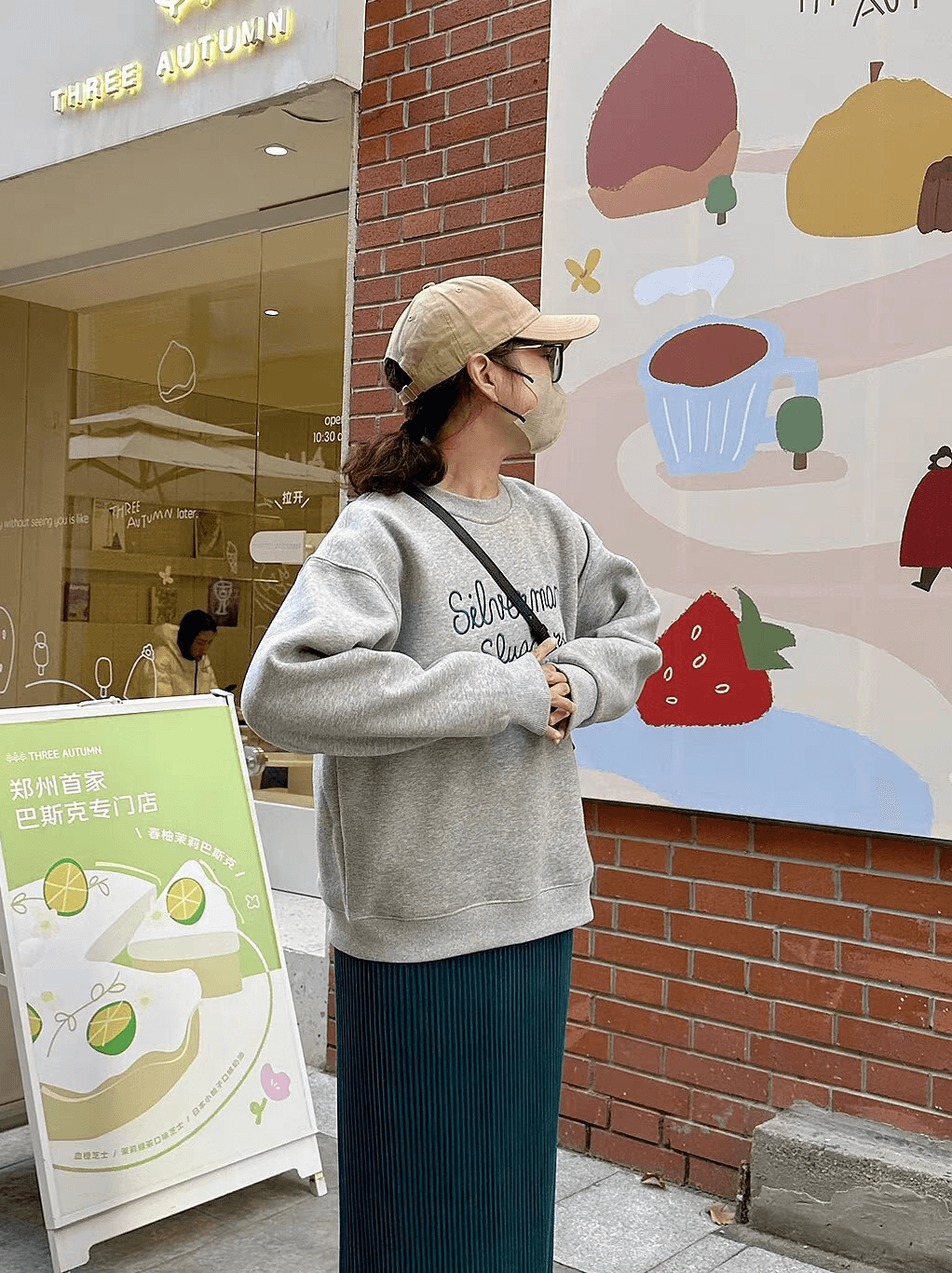 마 후아 면 순면 얼굴 비 시장 모방 면 재료 라운드 넥 후드티 얇은 스타일 털이 있는 루즈핏 없음 모자 상세 이미지 3