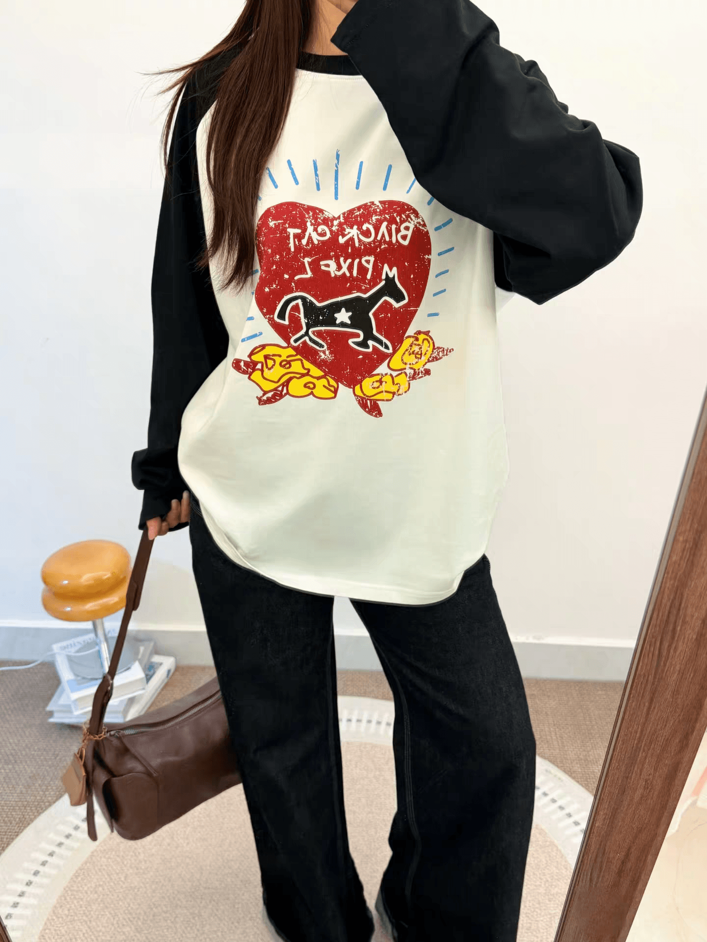 아메리칸 낙서 하트 작은 말 프린트 배색 삽입 어깨 긴팔 티셔츠 여성 이른 가을 루즈핏 고급 센스 다용도 맨위 상세 이미지 1