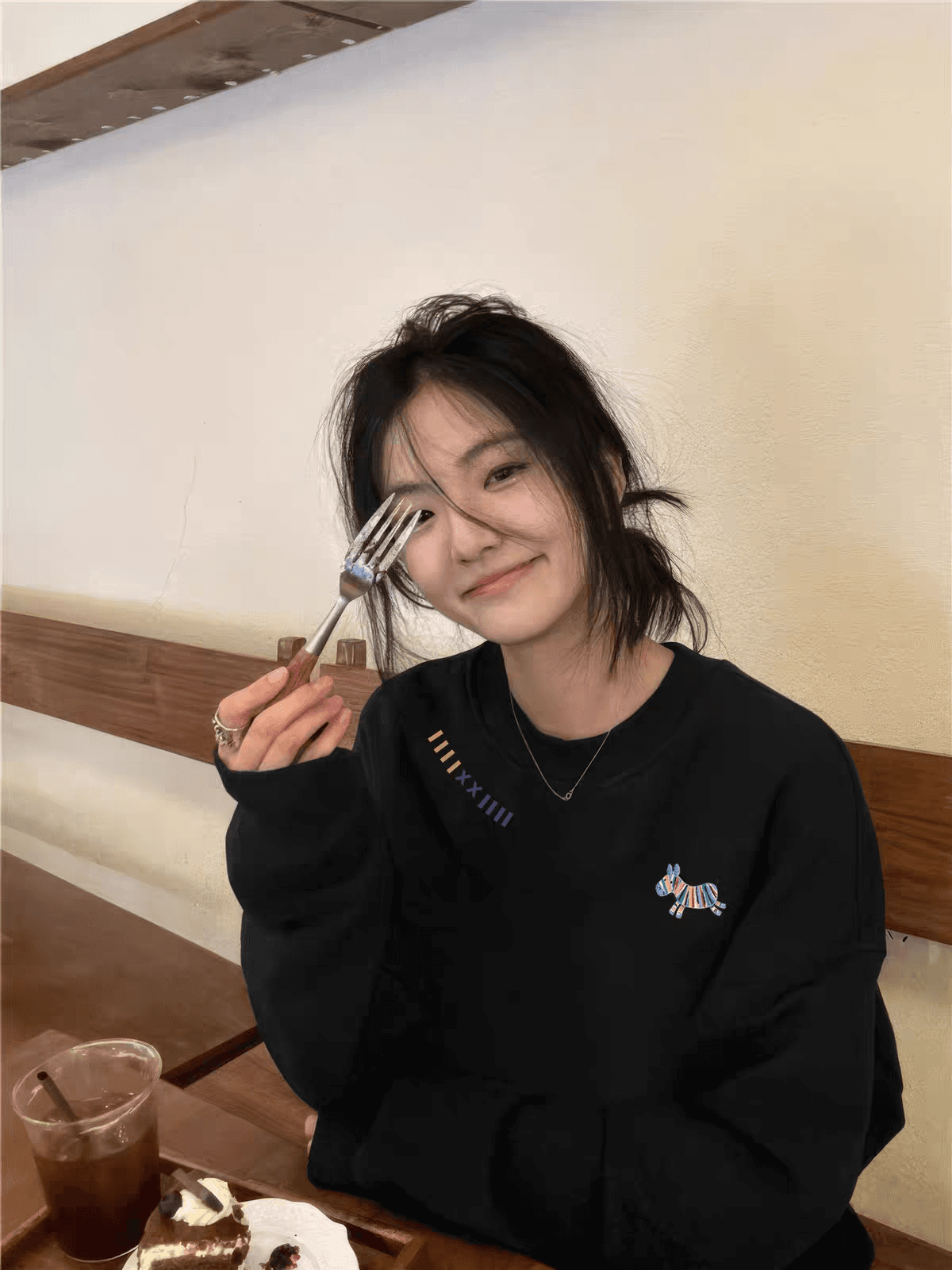 마 후아 면 순면 얼굴 비 시장 전체 폴리 에스터 모방 면 재료 라운드 넥 후드티 얇은 스타일 털이 있는 루즈핏 없음 모자 이미지 4