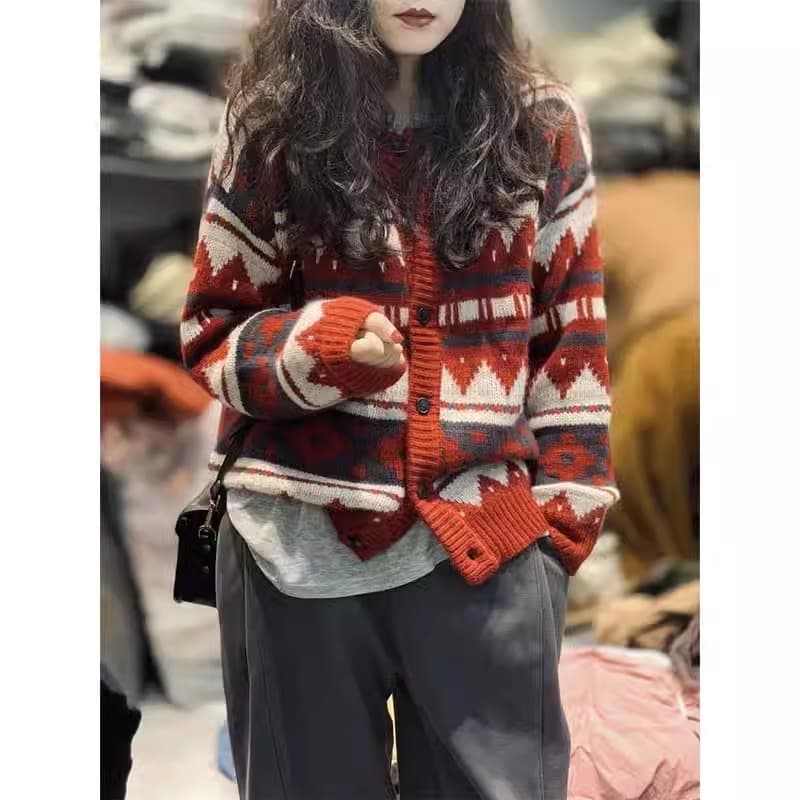 미니멀리즘 북유럽 꽃무늬 레트로 니트 스웨터 여성 의류 2026 가을 겨울 새로운 품격 자카드 패치워크 색상 오픈 가디건 작은 셔츠 트렌디 이미지 3