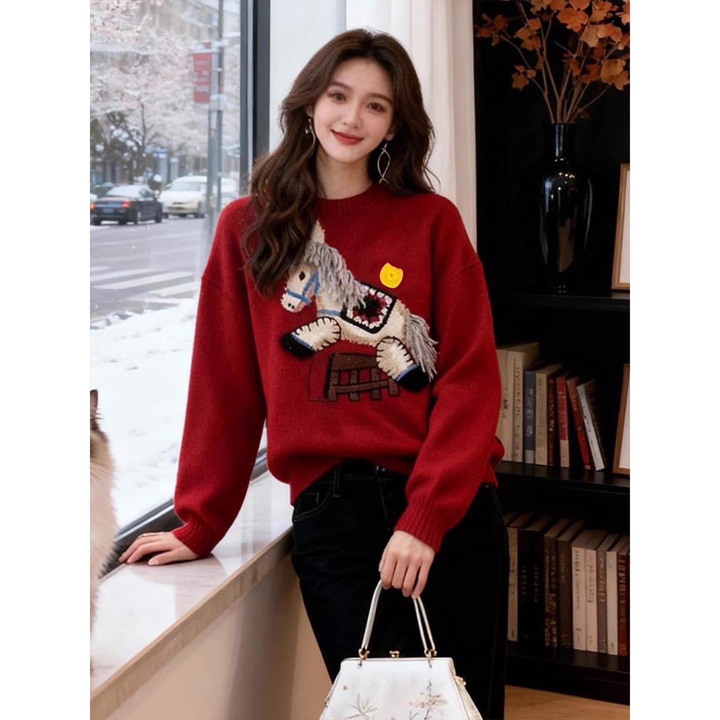 캐주얼 신년 빨간색 라운드 넥 풀오버 만화 작은 말 스웨터 여자 가을 겨울 두꺼운 느긋한 바람 니트 스웨터 맨위 상세 이미지 4