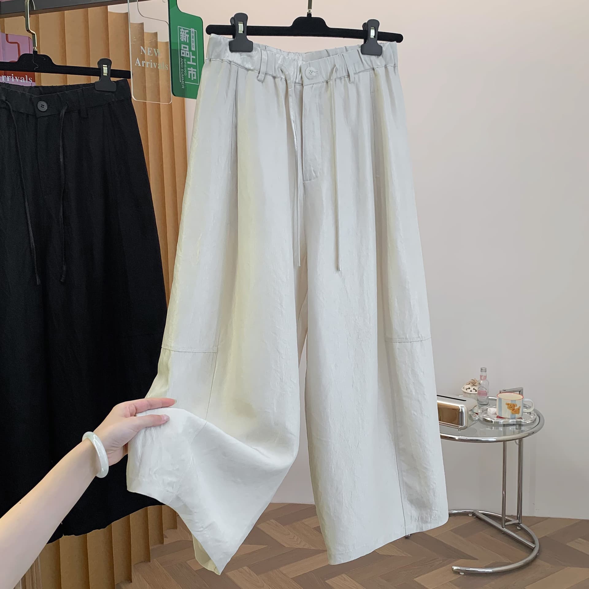 실사 새로운 여름 고급 센스 아세트산 새틴 루즈핏 단색 미니멀리즘 대기 패션 와이드 레그 팬츠 상세 이미지 2