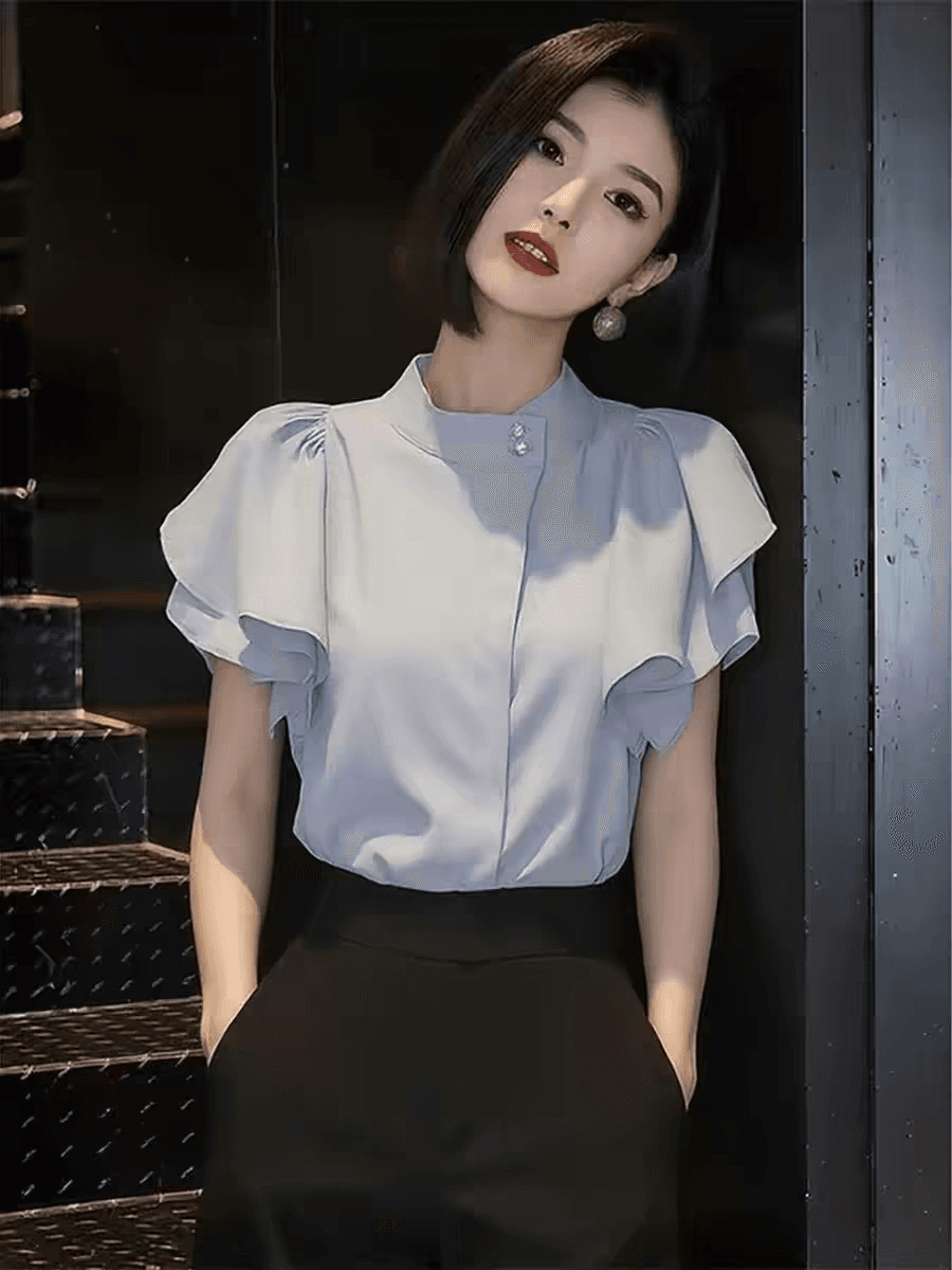 프랑스식 프릴 반팔 여성 셔츠 2026 봄 새로운 파란색 스탠드 칼라 몸매 가꾸기 슬림해 보이는 다용도 품격 맨위