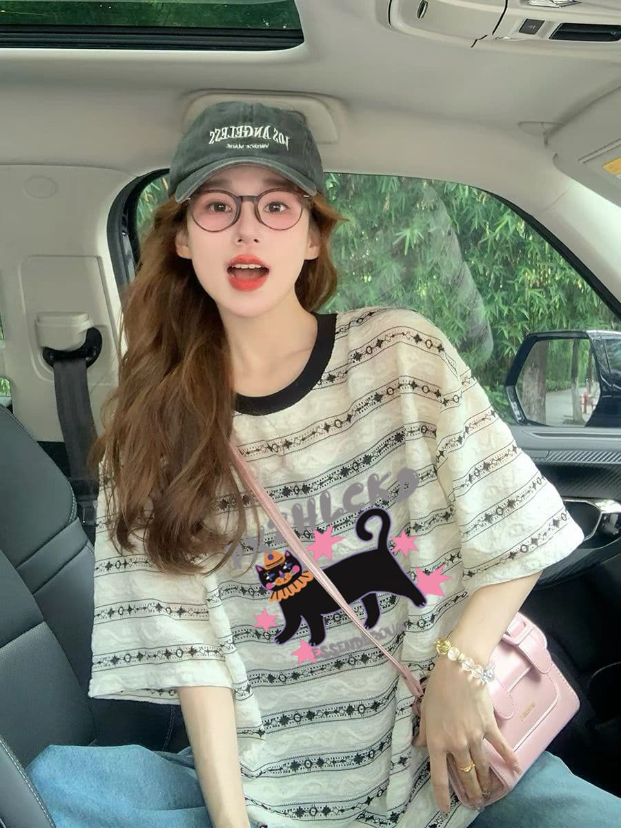 원본 품질 이후 패키지 칼라 빅 사이즈 여성 의류 스트라이프 여름 자카드 프린트 반팔 티셔츠 여성 상세 이미지 3