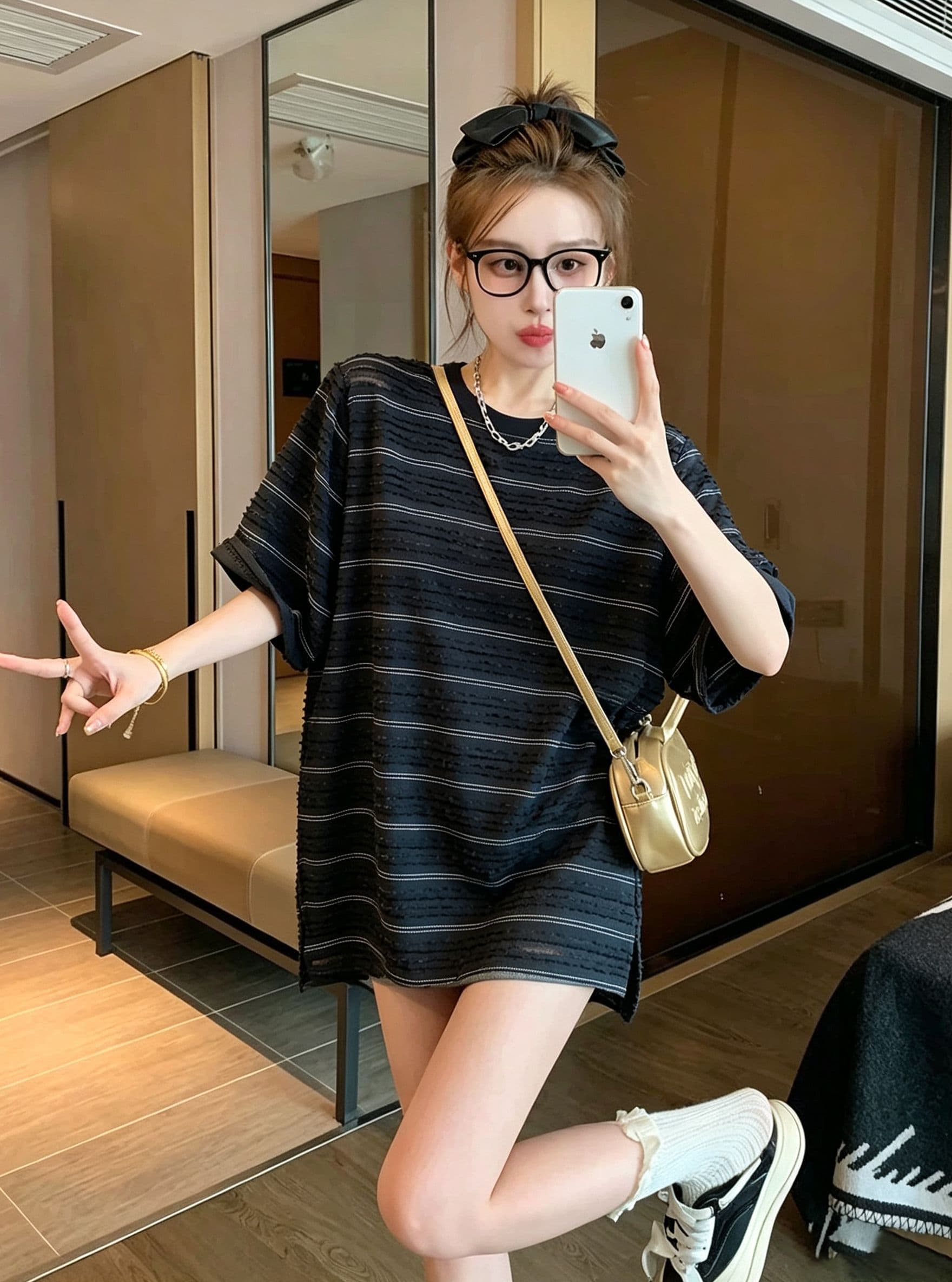 원본 품질 특별 빅 사이즈 300 근 디자인 센스 작은 대중 스트라이프 단색 반팔 트임 티셔츠 상세 이미지 2