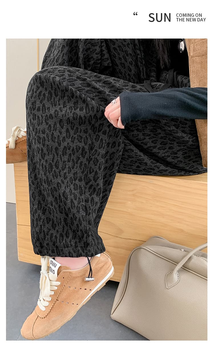 실사 2026 년 가을 겨울 새로운 패션 레오파드 무늬 좁은 에디션 작은 키 작은 모통이 칼 바지 상세 이미지 34