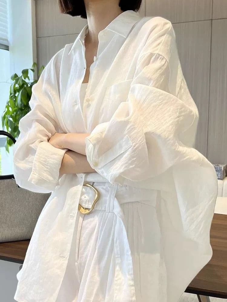 가을 의상 새로운 빅 사이즈 여성 의류 긴팔 셔츠 루즈핏 Chic 디자인 센스 외부 가져 가라. Chic 디자인 센스 캐주얼 맨위