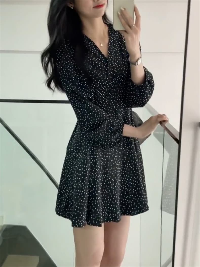 여름 드레스 빅 사이즈 여성 의류 상 유치한 같은 단락 도트 무늬 하나 슬라이스 V넥 드레스 레이스업 치마 상세 이미지 3