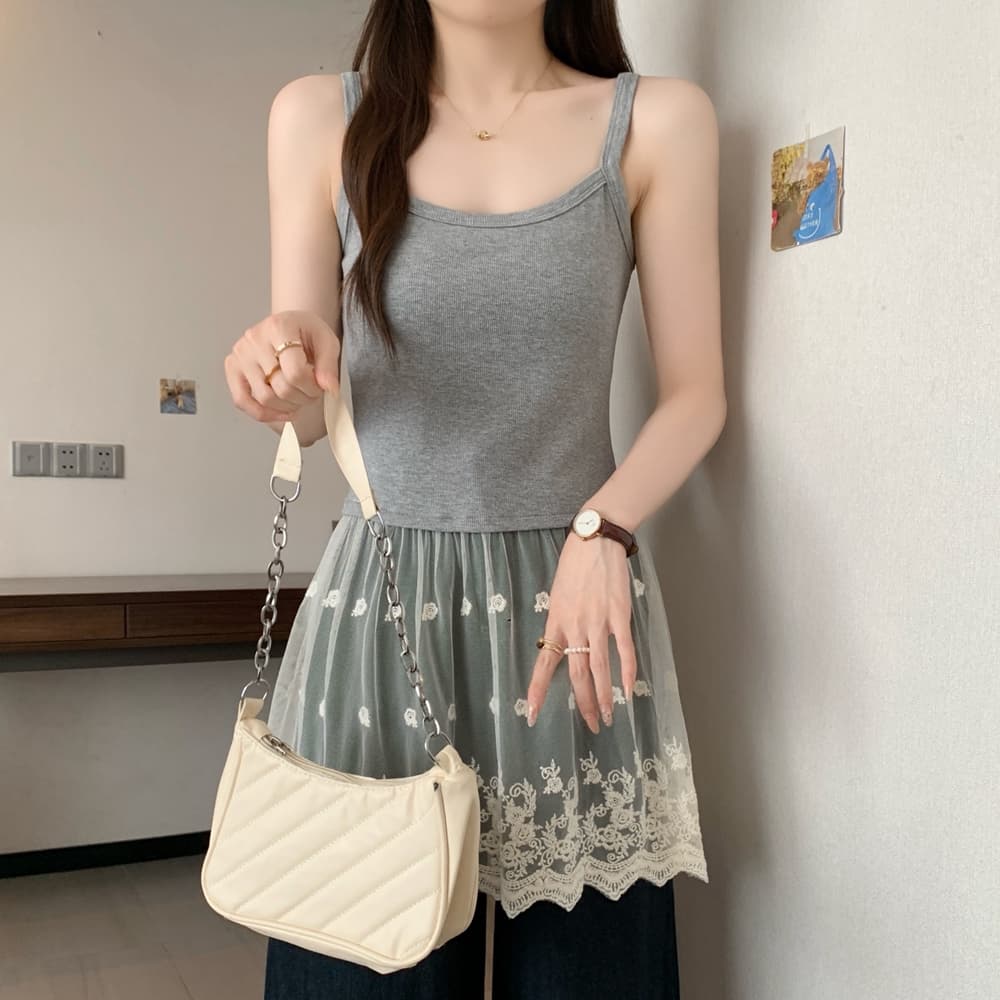 실사 여름 드레스 새로운 빅 사이즈 여성 의류 회색 부드럽다 패치워크 레이스 디자인 센스 슬립 여성 고급 센스 조끼 여성 상세 이미지 13