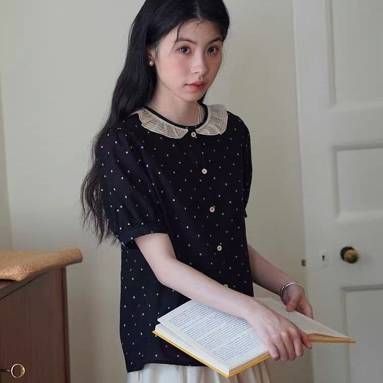 여름 드레스 새로운 레트로 문예 도트 무늬 레이스 칼라 마이크로 거품 소매 배색 반팔 여성 셔츠 이미지 2