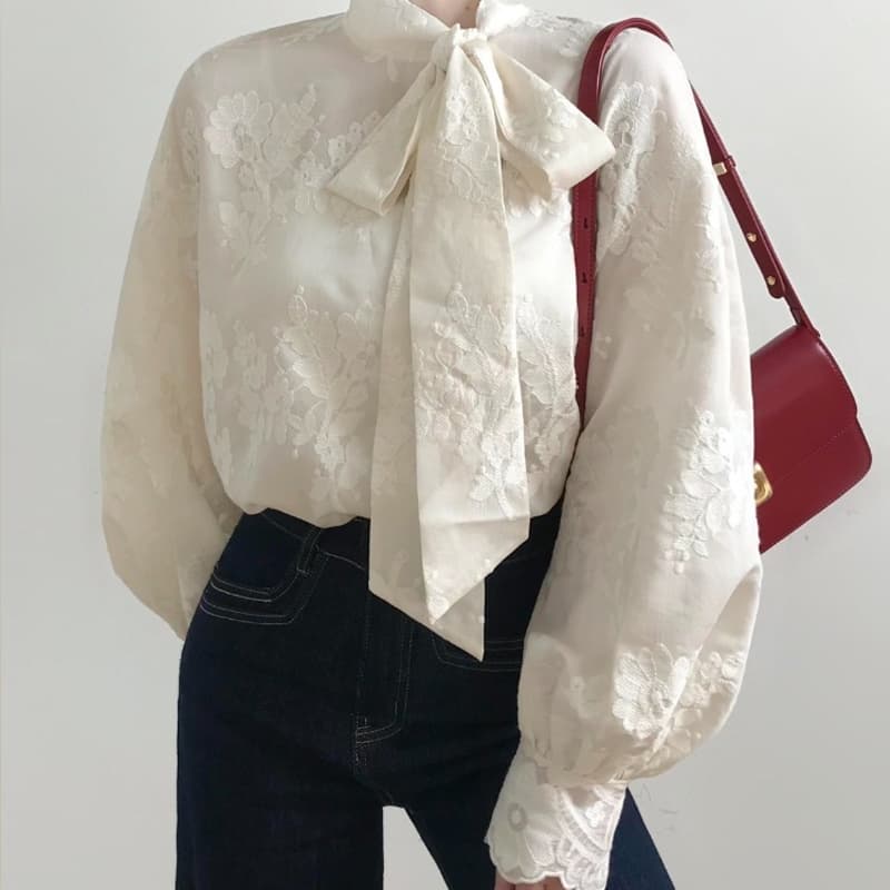 가을 의상 새로운 프랑스식 고유 한 절묘한 작은 맨위 품격 빛 럭셔리 센스 아름다운 레이스 레이스 레이스업 화이트 셔츠 이미지 4