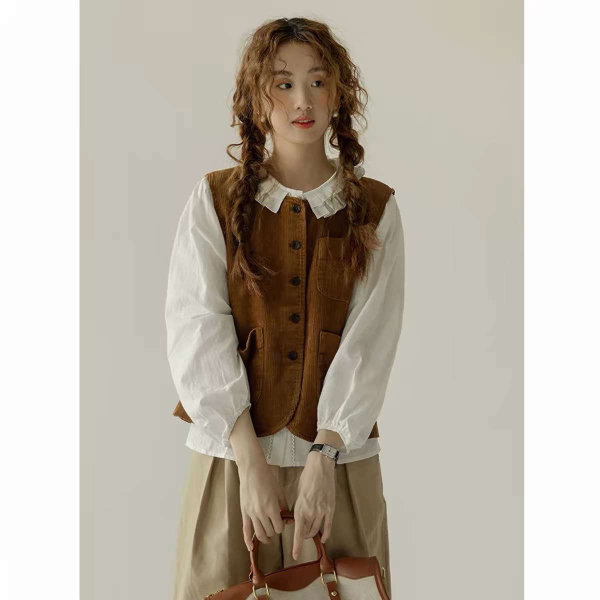가을 의상 새로운 프랑스식 코듀로이 조끼 여자 레트로 민소매 맨위 조끼 학생 외부 가져 가라. 어깨 재킷 상세 이미지 4