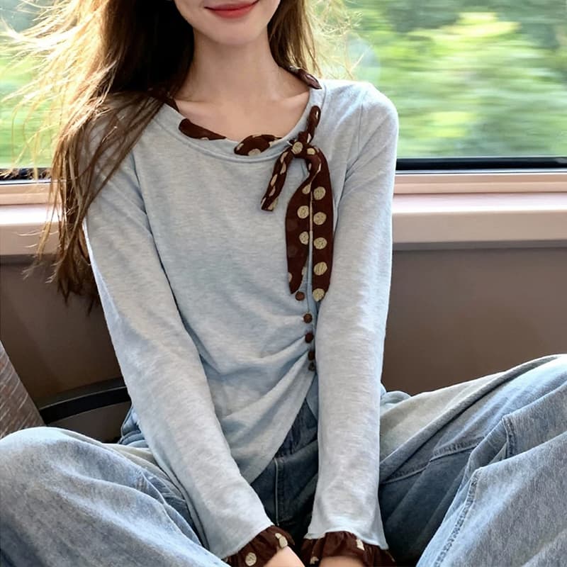 가을 의상 새로운 하늘색 배색 리본 티셔츠 도트 무늬 나비 매듭 장식 루즈핏 슬림해 보이는 캐주얼 긴팔 맨위 이미지 5