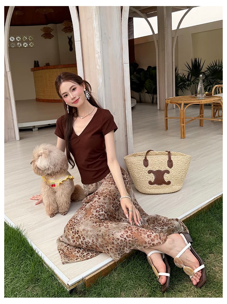 실사 여름 새로운 단색 티셔츠 레오파드 무늬 쉬폰 꽃무늬 반신 스커트 두 조각 여성 세트 패션 세트 상세 이미지 9