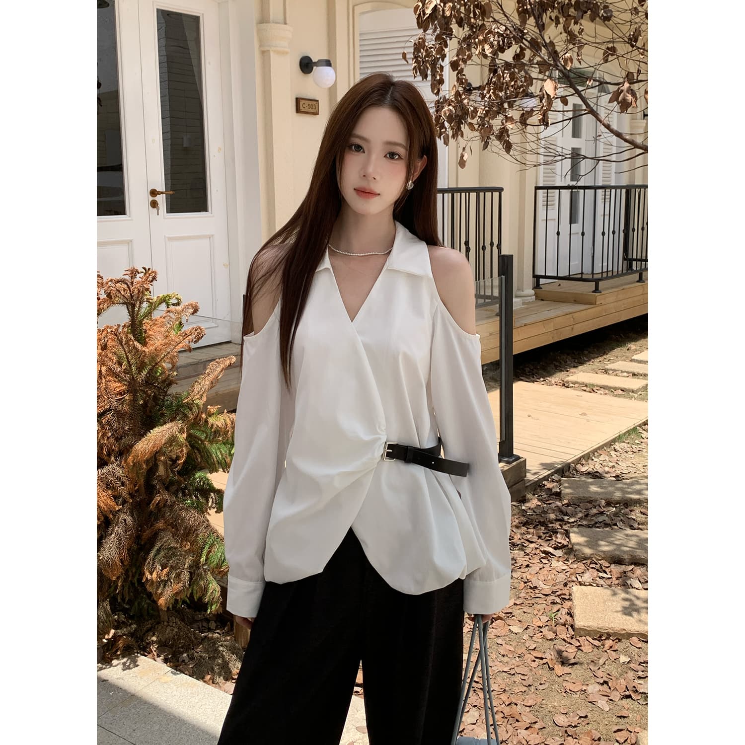 실사 가을 새로운 여성 의류 디자인 센스 맨위 작은 셔츠 단색 긴팔 여성 셔츠