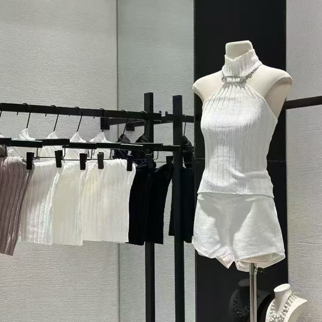 m900 행침 목 훈련 장식 2026 새로운 니트 캐미솔 여름 몸매 가꾸기 슬림해 보이는 인사이드 가져 가라. 외출용 민소매 맨위 이미지 4