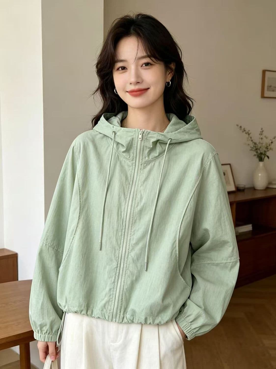 자외선 차단 의류 여성 여름 얇은 스타일 후드 재킷 2026 년 새로운 루즈핏 패션 야외 통기성 다용도 자외선 차단 복 이미지 4