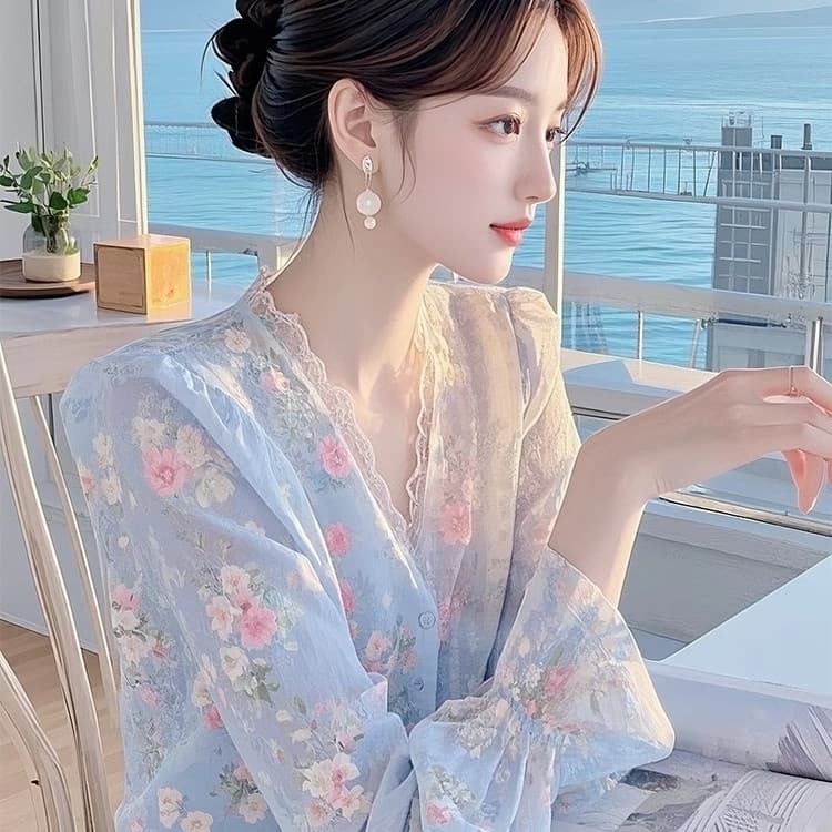 프랑스식 고급 센스 파란색 꽃무늬 긴팔 쉬폰 여성 셔츠 봄 새로운 빛 럭셔리 외국 가스 아름다운 아름다운 맨위 상세 이미지 4