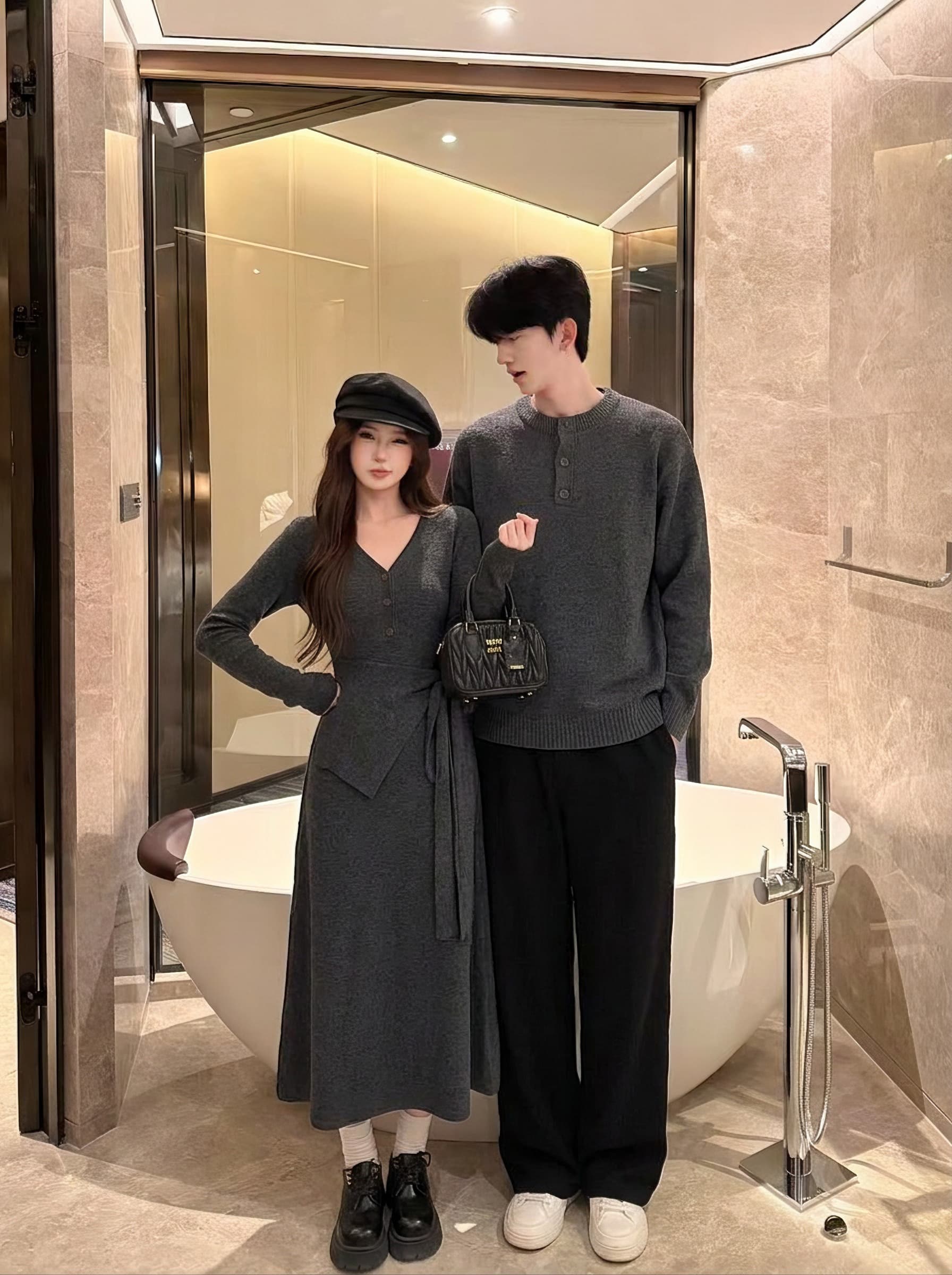실사 커플룩 가을 겨울철 새로운 긴팔 여성 miu 부서 인터넷 유명인 털 니트 원피스 숄 남자 스웨터