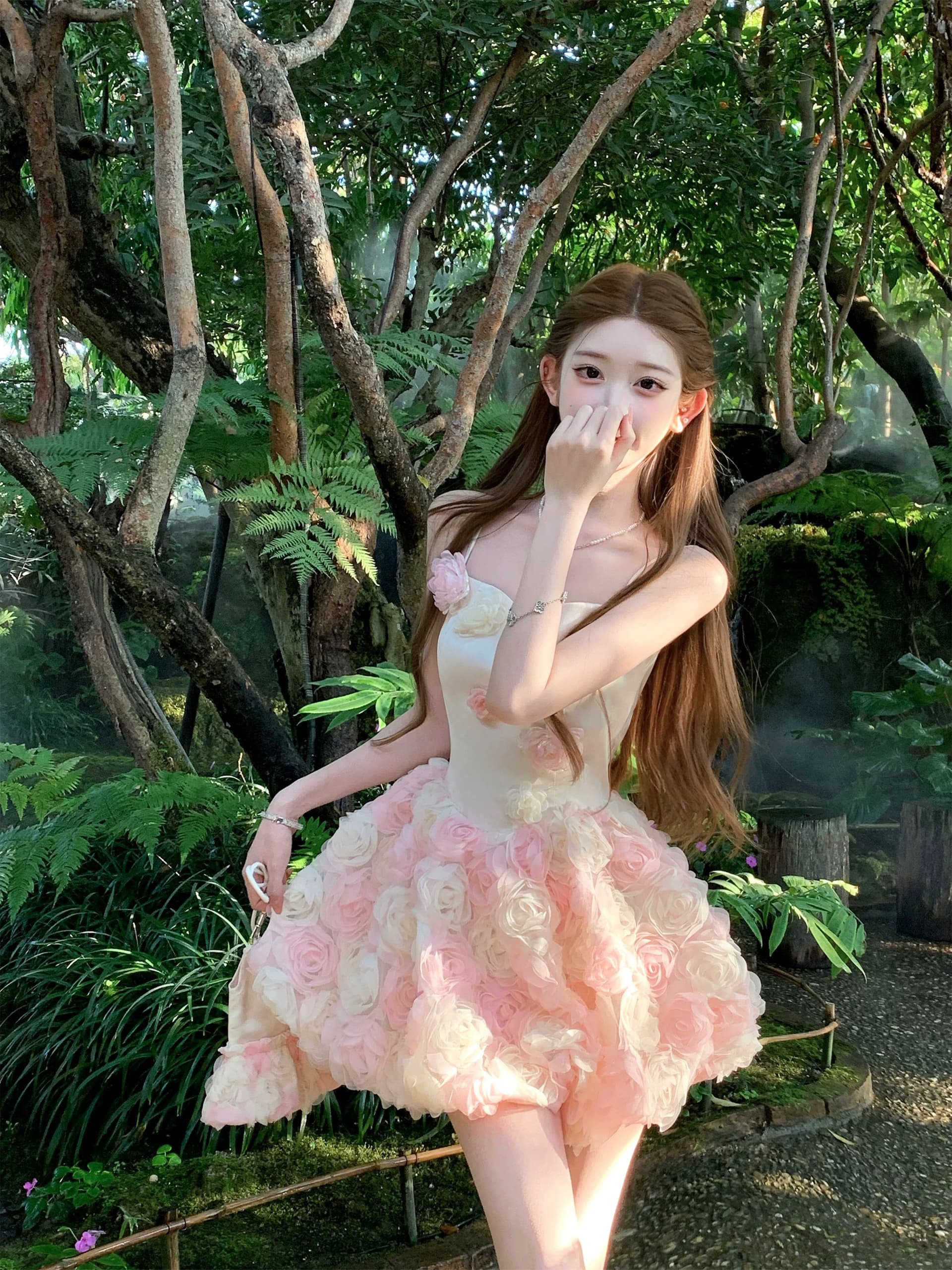 q 여자 집 꽃다발 일반 ~ 중 사랑 아름다움 분위기 센스 헤일로 염색 새틴 슬립 드레스 휴가 아름다운 작은 치마 이미지 4