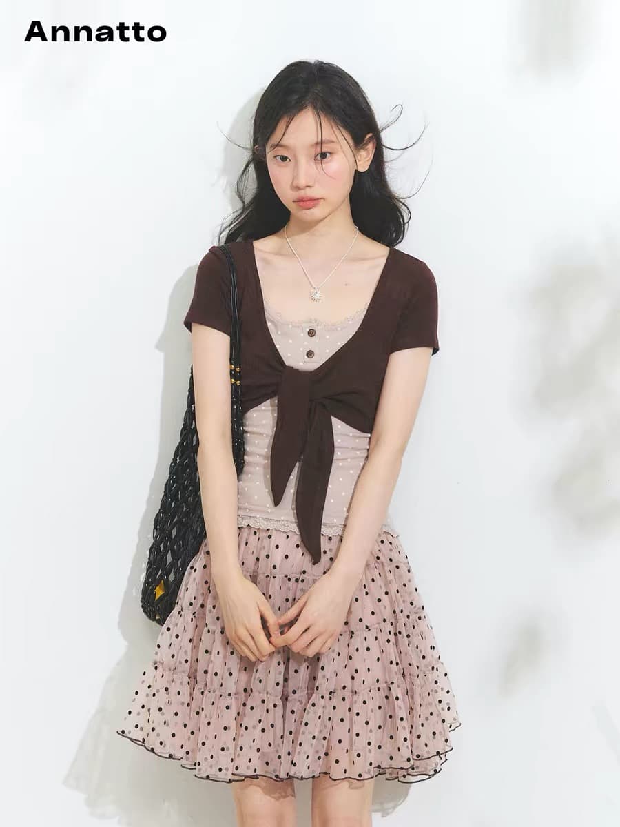 annatto 芋 진흙 우우 우우 우유 커피 페이크 레이어드 가슴 스트랩 니트 반팔 도트 무늬 망사 반신 스커트 이미지 4
