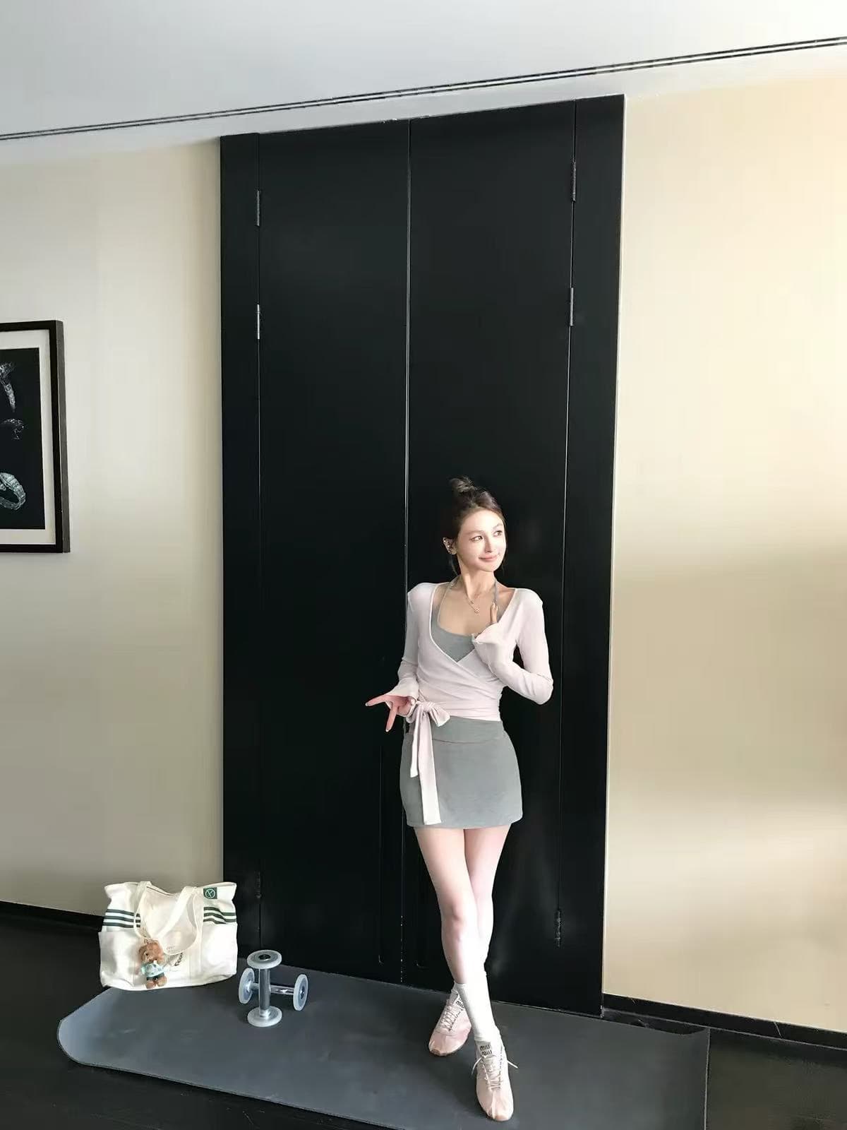 skk store 이슬 생각하기 같은 단락 럭셔리 센스 아세트산 주간 실크 양모 주요 추진력 발레 스트랩 긴팔 티셔츠 세트 상세 이미지 10